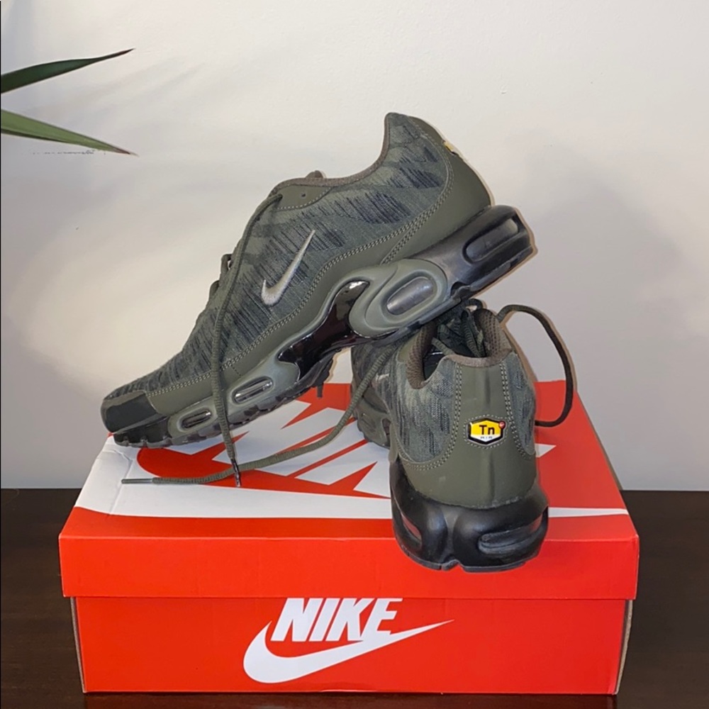 Air Max Camo Pattern!